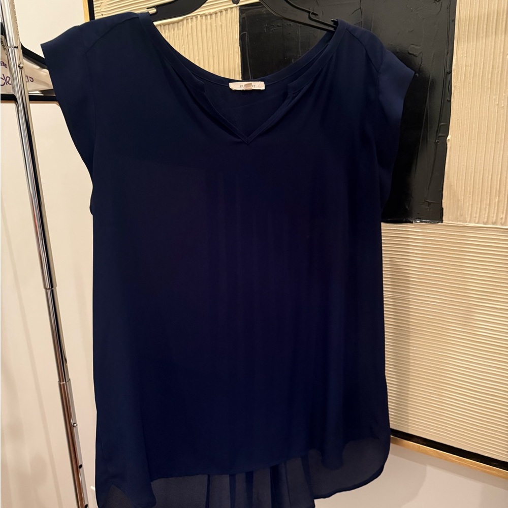 Elegant Navy Blue Women's Flowy Blouse